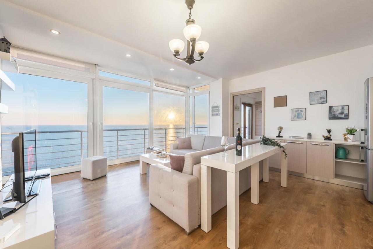 Blue Heaven -Full Sea View Brand New Apartment Δυρράχιο Εξωτερικό φωτογραφία